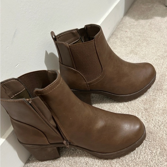 Ardene Shoes - Ardene Chestnut Ankle Booties